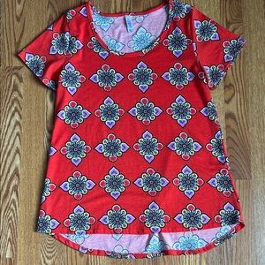 LuLaRoe Red Floral Short Sleeve Top Size M